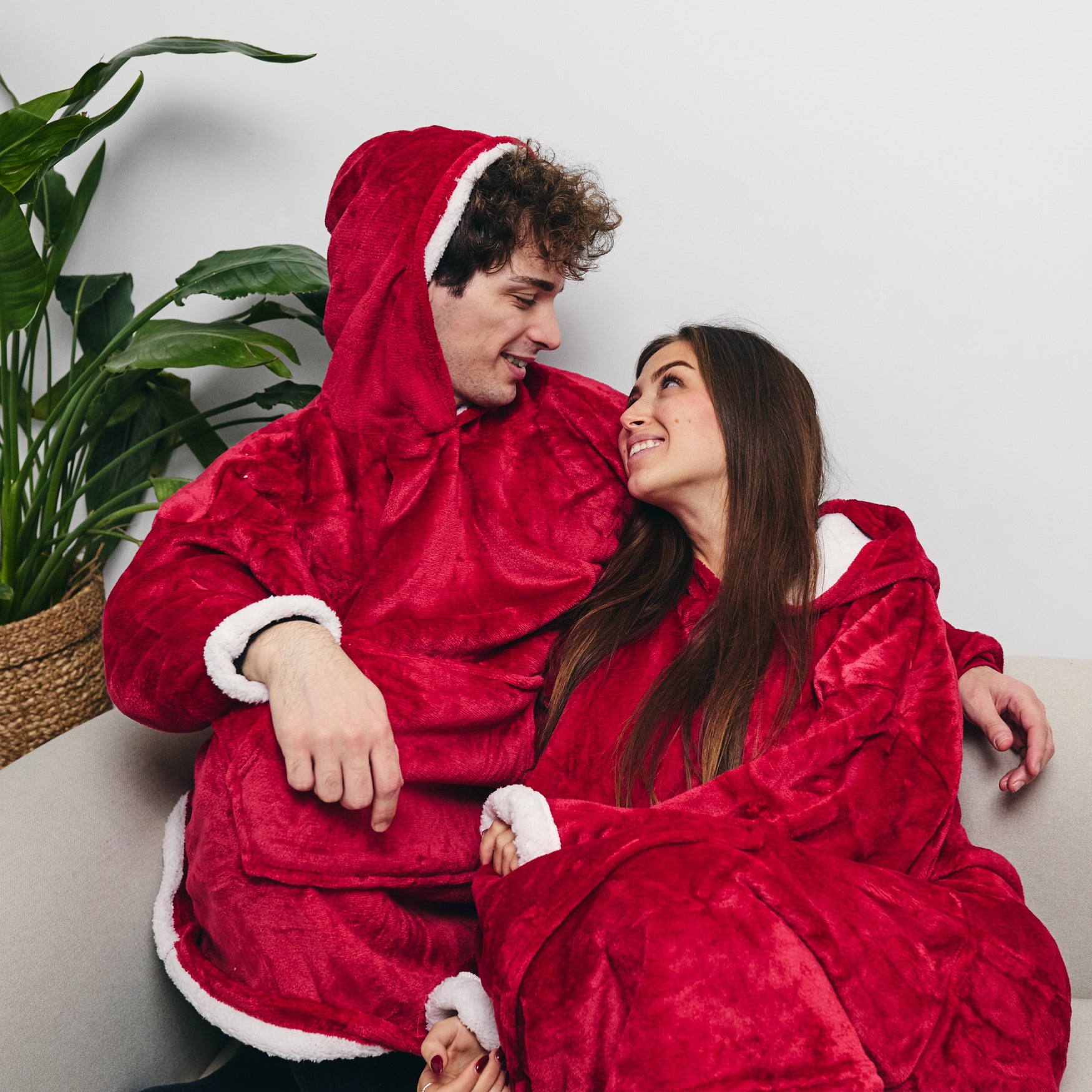 fh_hoodie_red_2.jpg